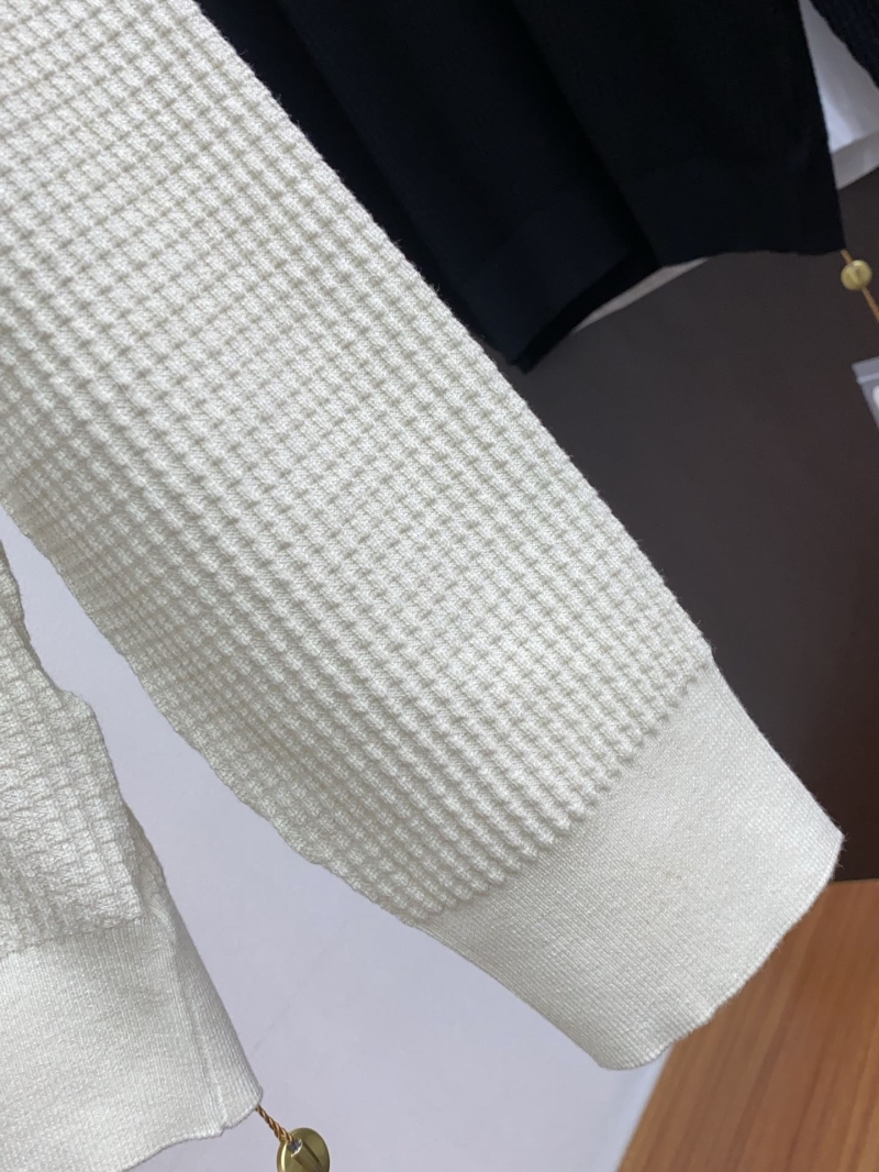 L0r0 P1ana sweater